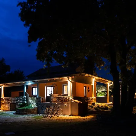 La Casa *